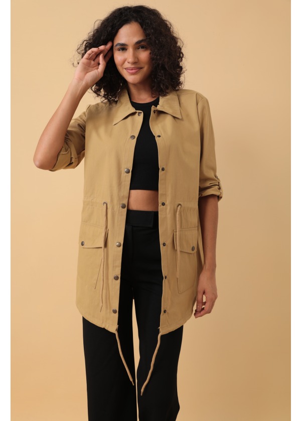  Sırt Baskı Detaylı Belden Bağlamalı Cift Cepli Düğmeli Vizon Uzun Salaş Gömlek