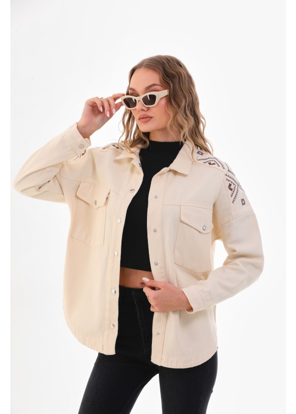 Nakış Detaylı Gabardin Cıtcıt Düğmeli Ekru Gömlek